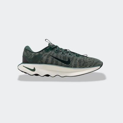 Nike Motiva